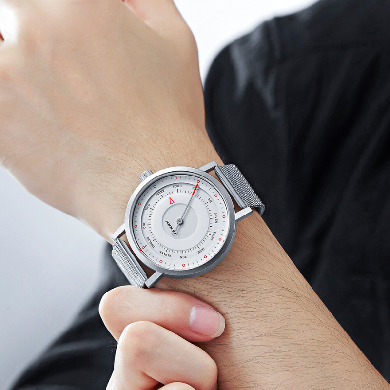 SINOBI - Stylish and Versatile Timepiece